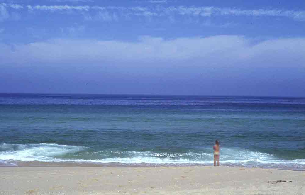 20060731100745-nina-playa.jpg