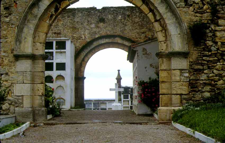 20060920091625-cementerio.jpg