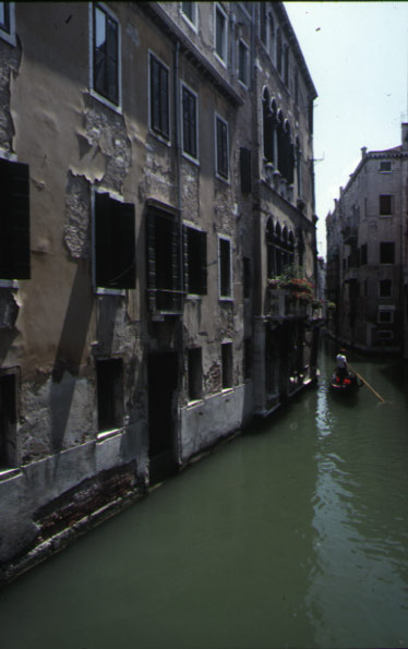 20080319141749-venecia-canal-1-40.jpg