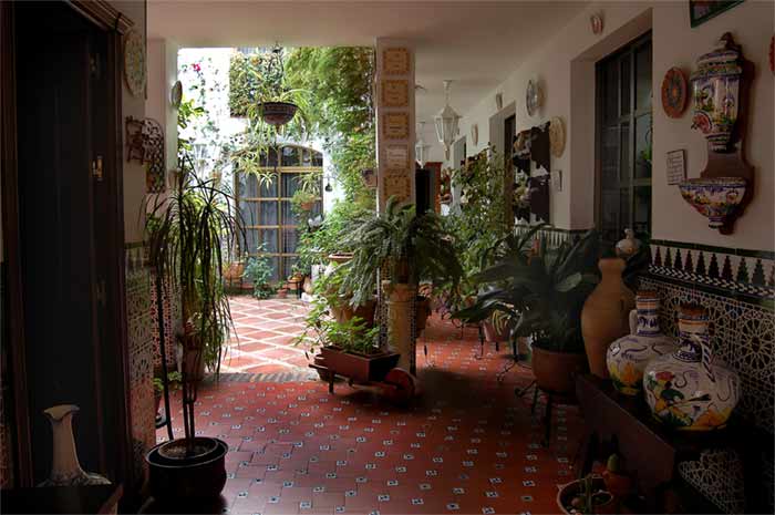 20080327140318-patio-cordobes-web.jpg